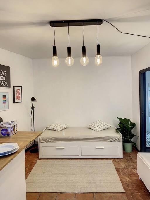 Ibiza -Sublime Studio Place De La Trinite- Netflix Διαμέρισμα Τουλούζη Εξωτερικό φωτογραφία